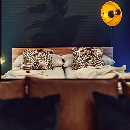 Elegance Loft Апартаменты